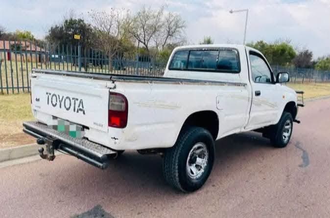 🔱Toyota Hillux, 2003 3.0D 4x4. - Image 3
